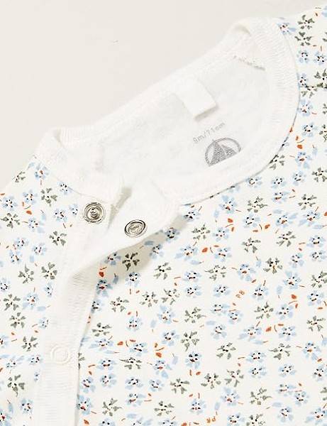Pyjama met voetjes - bloemetjes