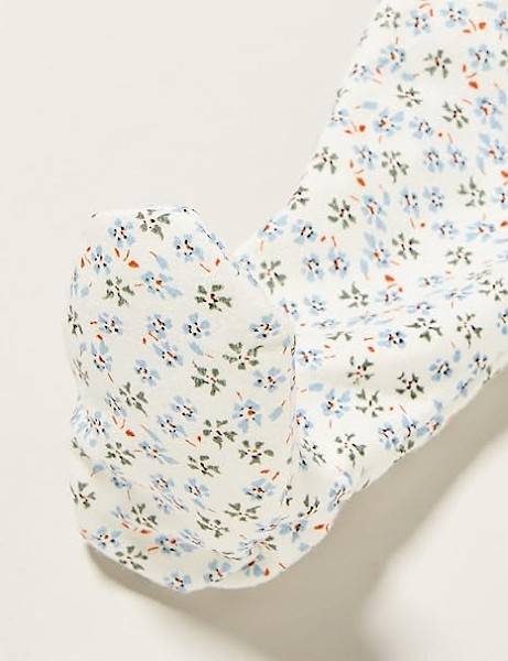 Pyjama met voetjes - bloemetjes