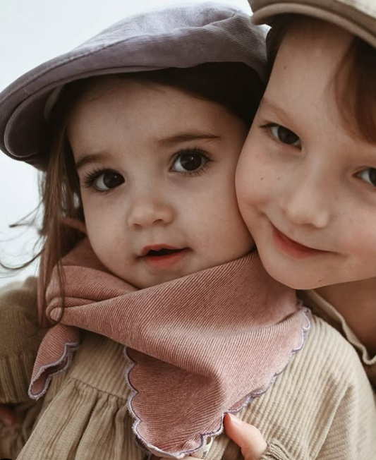 Sjaaltje - Valeria Harris